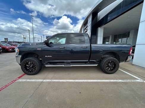 Used 2019 RAM 2500 Big Horn AWD/4WD image 2