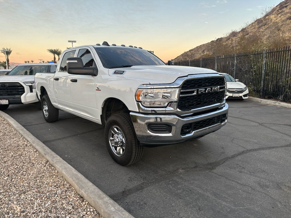 Used 2024 RAM 3500 Tradesman w/ Chrome Appearance Group AWD/4WD image 4