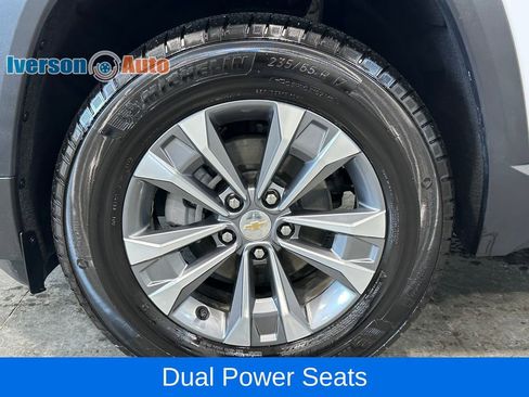 Used 2026 Chevrolet Equinox LT w/ Convenience Package II AWD/4WD image 12