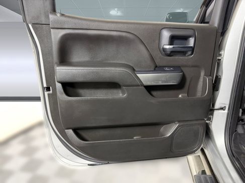 Used 2018 Chevrolet Silverado 1500 LT w/ All Star Edition RWD image 17