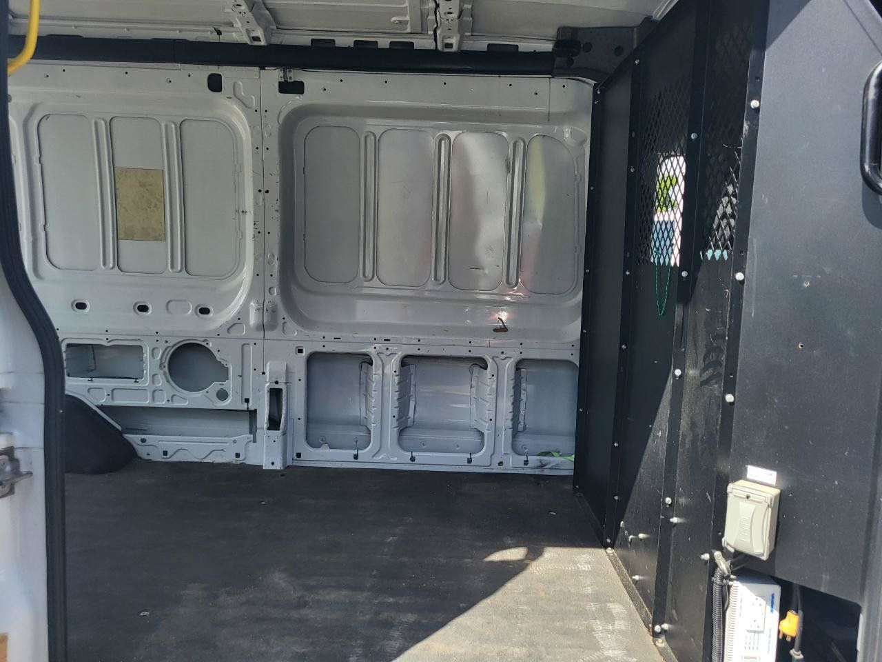 Used 2016 Ford Transit 150 148 Medium Roof RWD image 35
