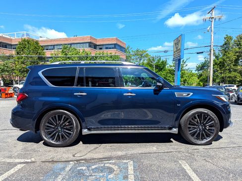 Used 2019 INFINITI QX80 Limited w/ All-Season Package image 6
