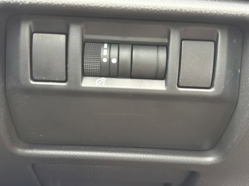 Certified 2024 Subaru Crosstrek 2.5i Limited w/ Crosstrek Mirror Package AWD/4WD image 26