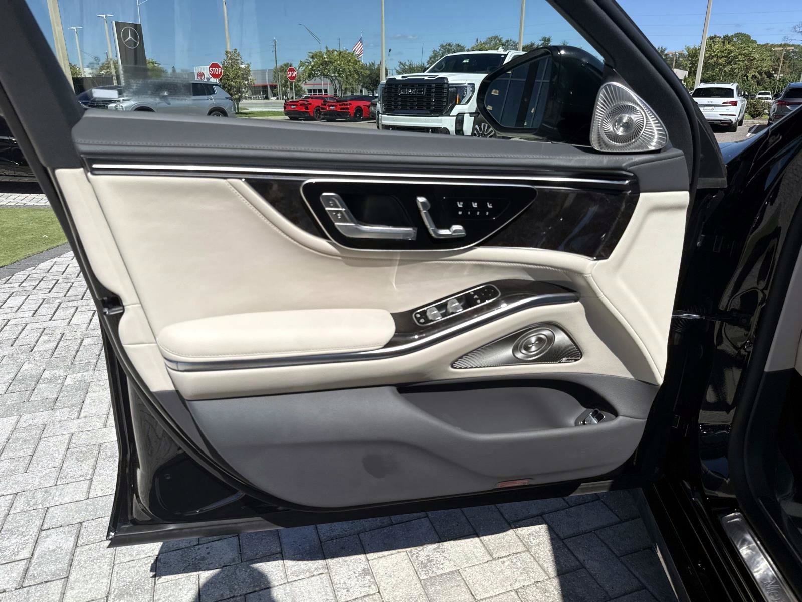 New 2027 Mercedes-Benz S 500 4MATIC image 16