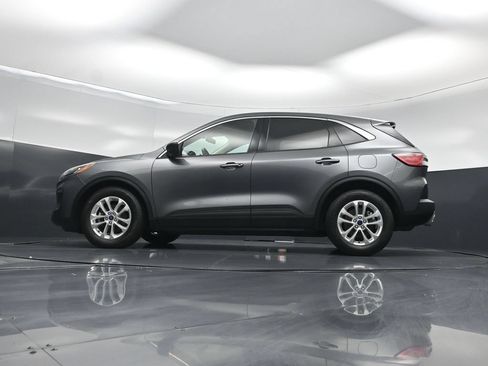 Used 2022 Ford Escape SE FWD image 7