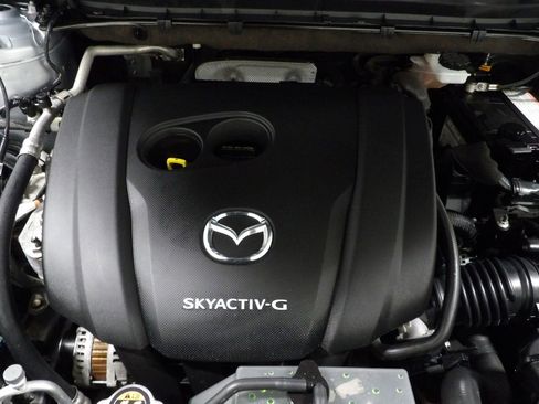 Used 2020 MAZDA CX-5 Touring image 22