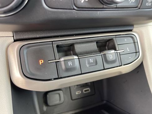 Used 2022 GMC Acadia Denali w/ Denali Ultimate Package image 20