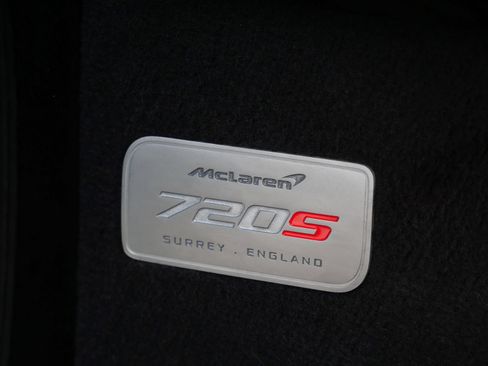 Used 2020 McLaren 720S RWD image 32