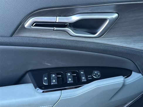 Used 2025 Kia Sportage X-Line w/ Premium Package image 30