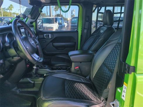 Used 2018 Jeep Wrangler Rubicon image 14