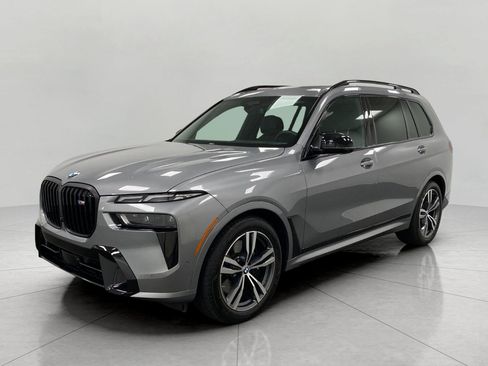 Certified 2026 BMW X7 M60i AWD/4WD image 11