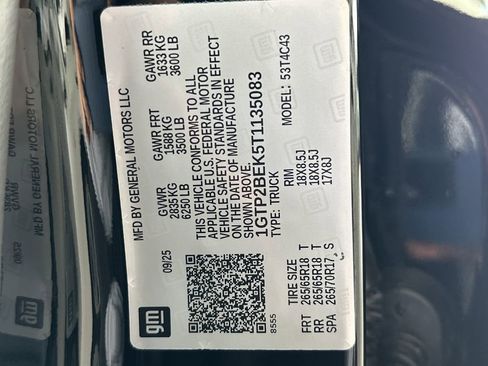 New 2026 GMC Canyon Elevation w/ Convenience Package image 39