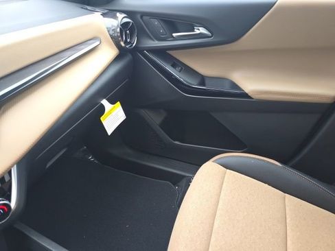 New 2026 Chevrolet Equinox ACTIV w/ Convenience Package III image 27