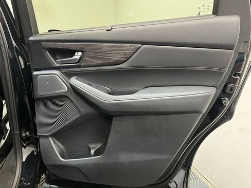 New 2026 Acura MDX SH-AWD w/ Advance Package image 18