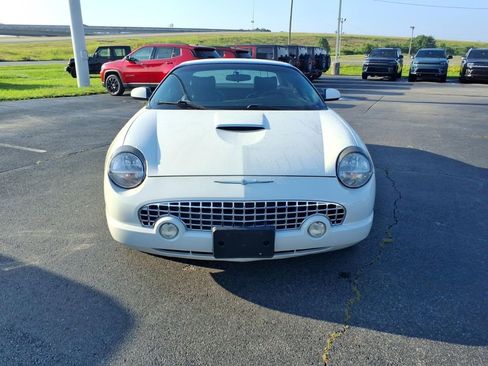 Used 2003 Ford Thunderbird RWD image 2