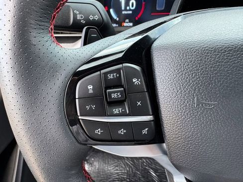 Used 2025 Ford Explorer ST AWD/4WD image 24