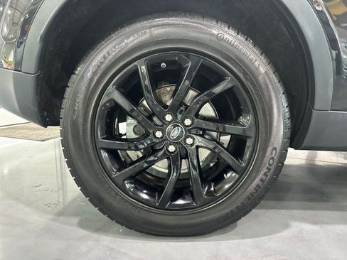 Used 2019 Land Rover Discovery Sport HSE AWD/4WD image 7