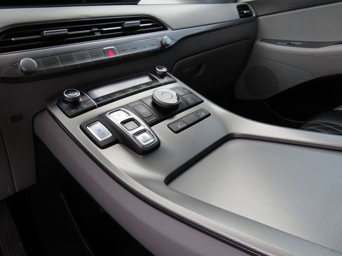Used 2020 Hyundai Palisade SEL FWD image 19