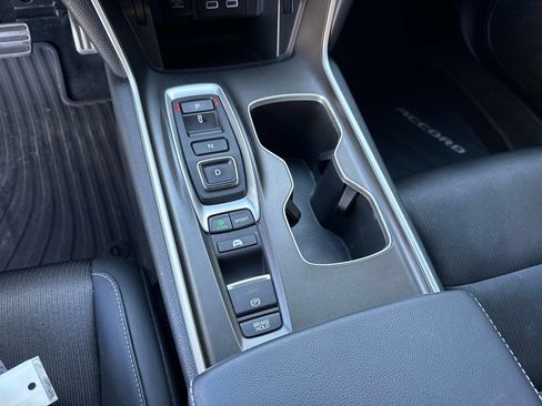 Used 2022 Honda Accord Sport image 24