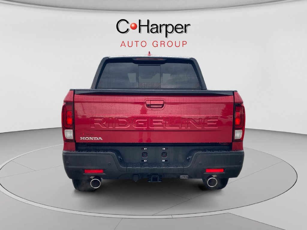 Certified 2024 Honda Ridgeline Black Edition image 4