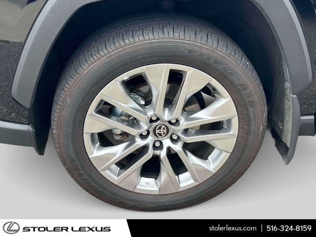 Used 2025 Toyota RAV4 XLE Premium w/ Weather Package AWD/4WD image 8