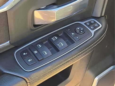 Used 2024 RAM 3500 Laramie image 22