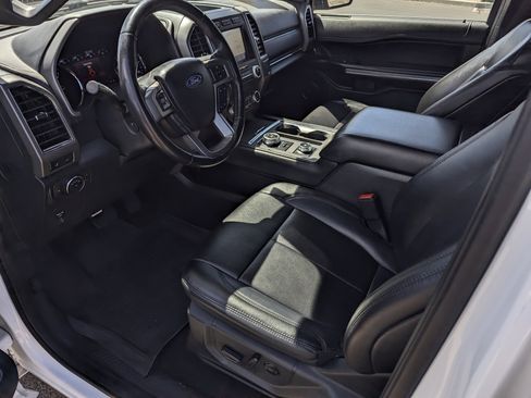Used 2021 Ford Expedition Max XLT image 11