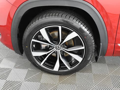 Used 2024 Volkswagen Atlas SEL Premium R-Line AWD/4WD image 31