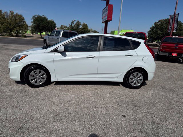 Used 2017 Hyundai Accent SE FWD image 1