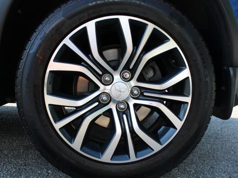 Used 2019 Mitsubishi Outlander Sport ES image 19