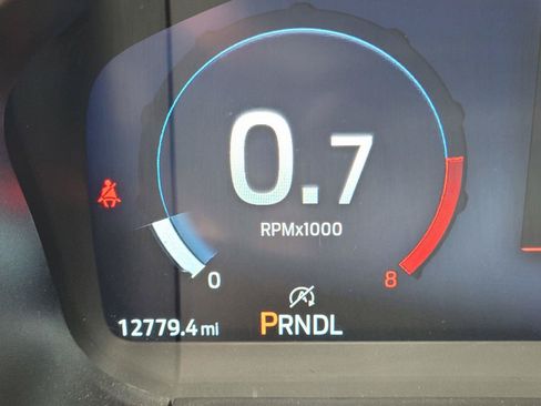 Used 2025 Ford Explorer Active RWD image 28