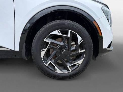 Used 2025 Kia Sportage SX AWD/4WD image 9