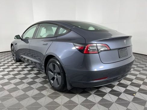 Used 2023 Tesla Model 3 Standard Range image 7