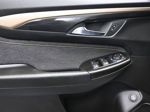 Used 2024 Chevrolet TrailBlazer ACTIV w/ Convenience Package FWD image 12