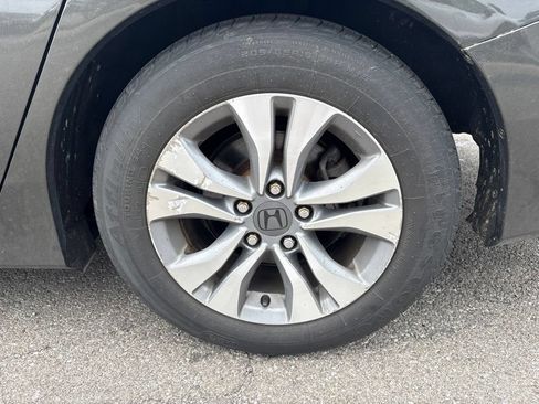 Used 2014 Honda Accord LX image 4