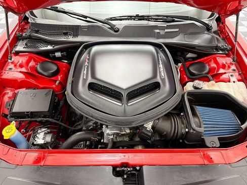 Used 2020 Dodge Challenger R/T Scat Pack w/ Shaker Package image 25
