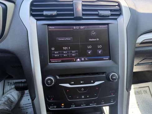 Used 2013 Ford Fusion SE FWD image 14