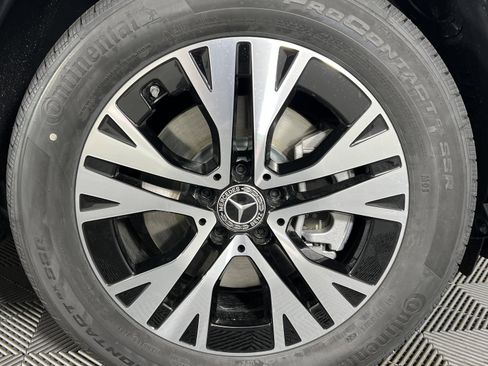 New 2025 Mercedes-Benz GLA 250 4MATIC image 15