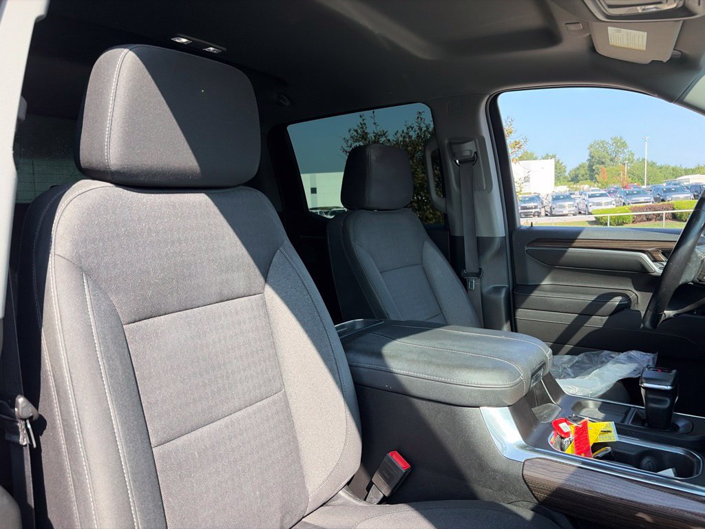 Used 2023 Chevrolet Silverado 1500 RST AWD/4WD image 27