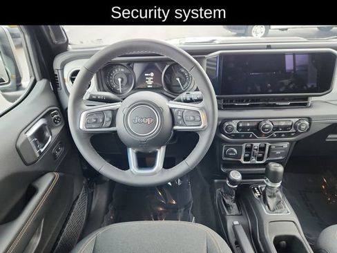 Used 2025 Jeep Wrangler Unlimited Sahara w/ Safety Group image 23