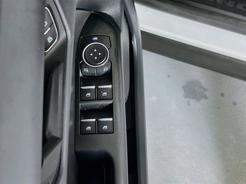 Used 2022 Ford Bronco Sport Outer Banks w/ Tech Package AWD/4WD image 17