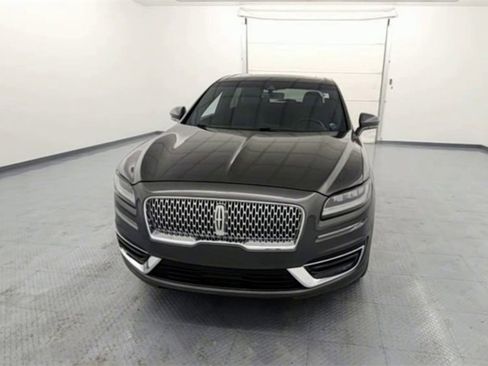 Used 2019 Lincoln Nautilus Reserve image 3