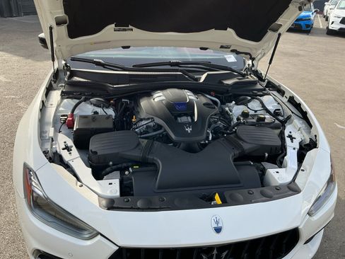 Used 2022 Maserati Ghibli Modena Q4 image 23