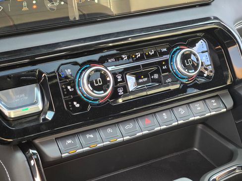 New 2026 GMC Sierra 1500 AT4X AWD/4WD image 45