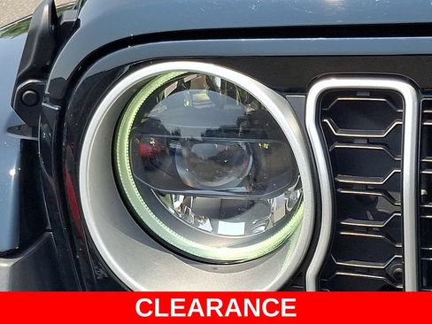 Used 2024 Jeep Wrangler Unlimited Sahara w/ Safety Group AWD/4WD image 9