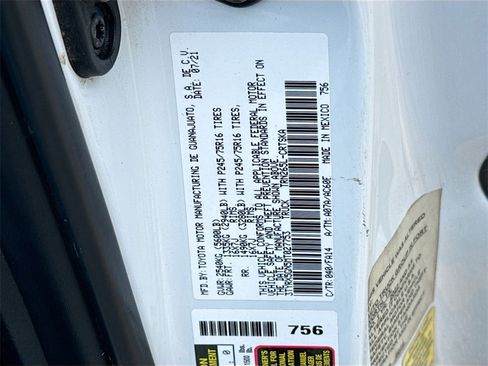 Used 2021 Toyota Tacoma SR image 32