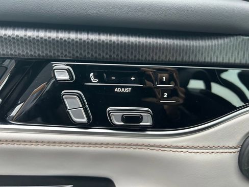 New 2026 Jeep Grand Wagoneer Summit w/ Premium Group III AWD/4WD image 21