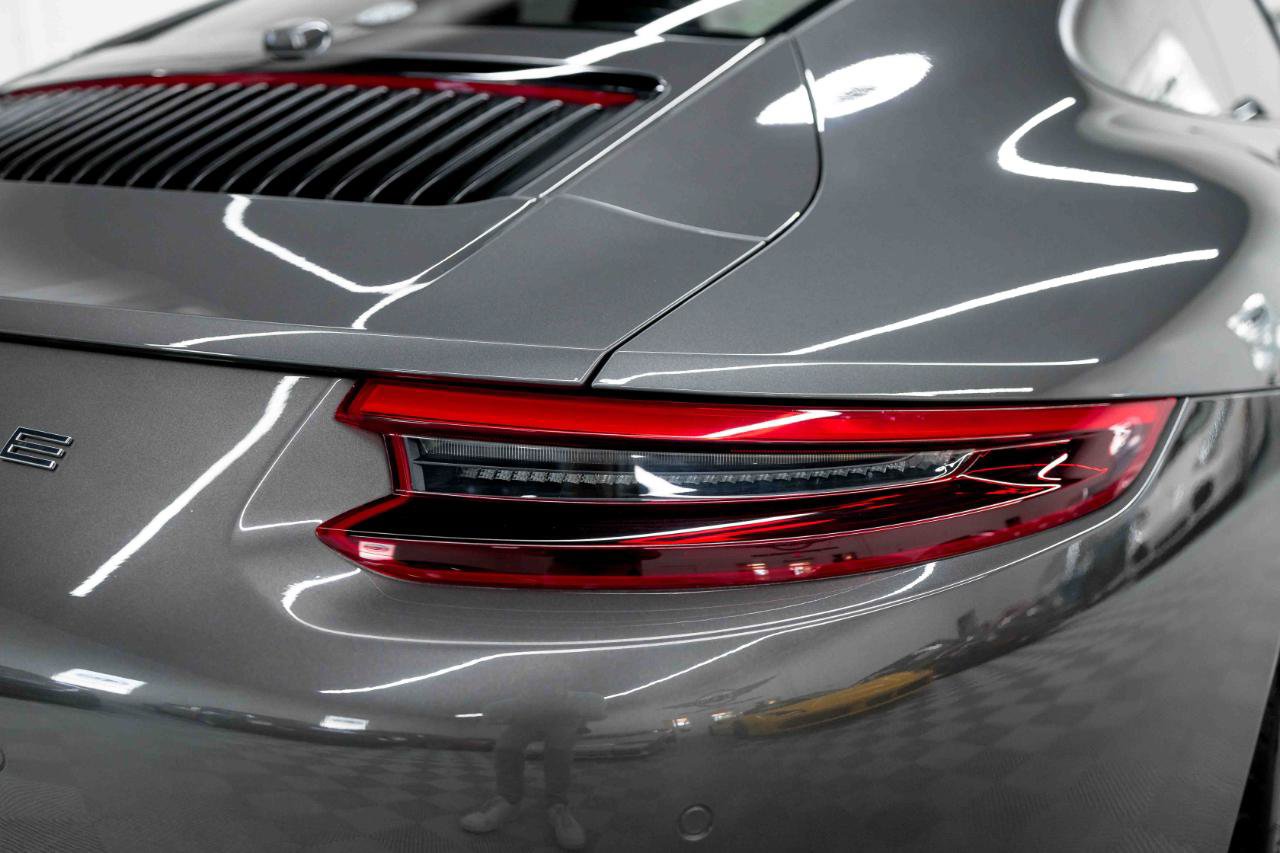Used 2018 Porsche 911 Carrera S RWD image 29