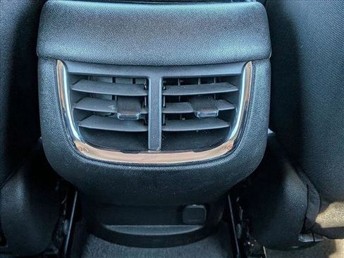 Used 2023 Chevrolet Malibu LT image 19