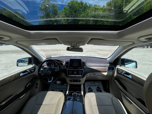 Used 2017 Mercedes-Benz GLS 550 4MATIC image 13